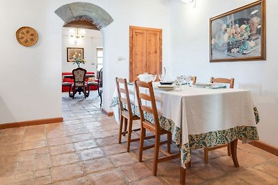 Piękny dom wakacyjny w Argigliano z tarasem i...
