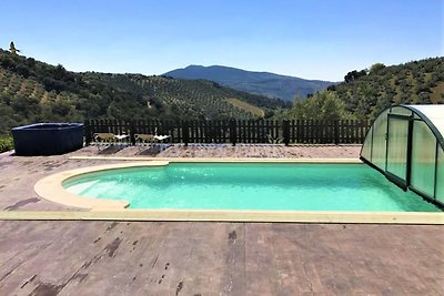 Andalusische boerderij met verwarmd zwembad e...