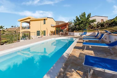 Grazioso appartamento a Realmonte con piscina...