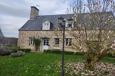 Wohnung in einem Dorf mit Swimmingpool
