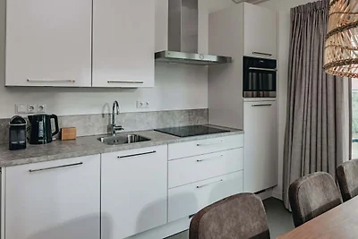 Moderne Lodge in Strandnähe