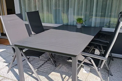 Appartement in Westkapelle met zwembad