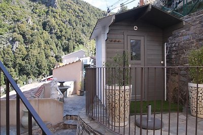 Confortevole casa vacanze con sauna in comune