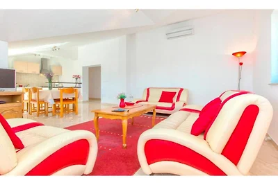 Four Bedroom Villa with the pool
