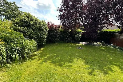 Vakantiehuis in Rees met zwembad
