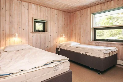 4 Personen Ferienhaus in Hals