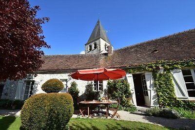Exklusives Ferienhaus in Yevre-le-Chatel mit ...