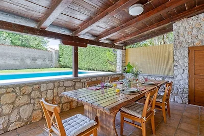 Maison de vacances à Dobrinj avec piscine