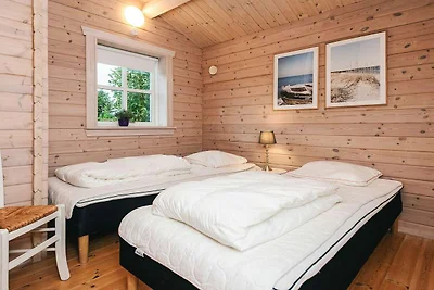 4 Personen Ferienhaus in Egå