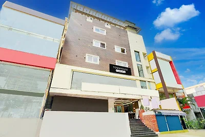 Super Townhouse MG Road