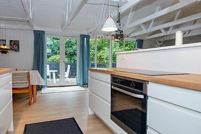 6 person holiday home in Glesborg