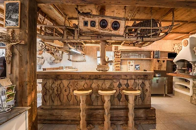 Urige Almhütte im Stubaital mit Sauna