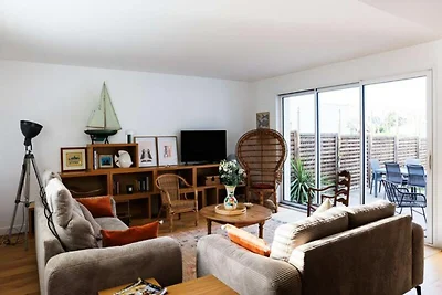 Haus in der Nähe des Wanderwegs GR 34 und der...