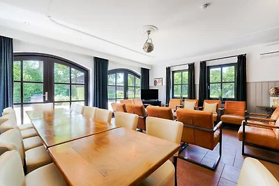 Herrenhaus f�r 26 Personen in Asten