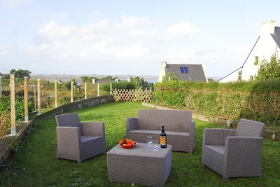 Reihenhaus mit Garten und Meerblick, Paimpol