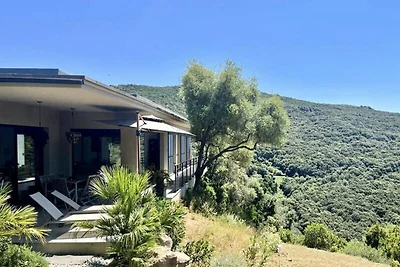 Villa in Corsica con splendida vista sul mare