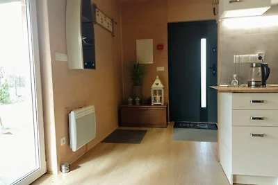 Ferienhaus in Nowe Warpno mit Terrasse