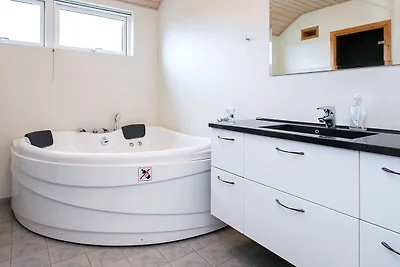 6 Personen Ferienhaus in Væggerløse