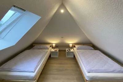 Komfort Ferienhaus mit großem Garten