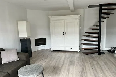 Ferienhaus mit Dünen, Strand und Meer