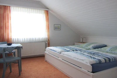 Ferienwohnung mit 2 Schlafzimmer