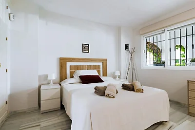 Ground floor apartment los Naranjos 8