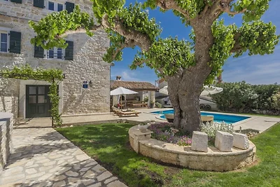 Ferienhaus in Porec mit Schwimmbecken