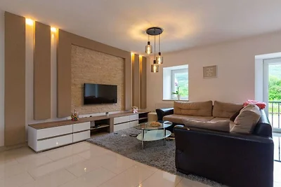 Ferienhaus in Slivno mit Schwimmbecken