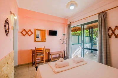 Knus appartement in Mpenitses met terras