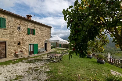 Storica casa vacanze ai piedi degli Appennini