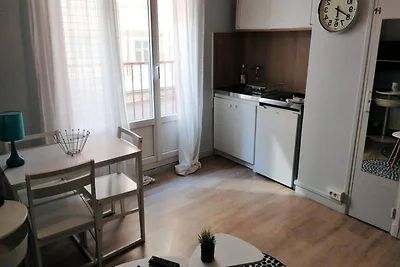 | Der Maginot 🍃 | Gute Kaserne