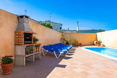 Huis in Muro met zwembad en barbecueplaats