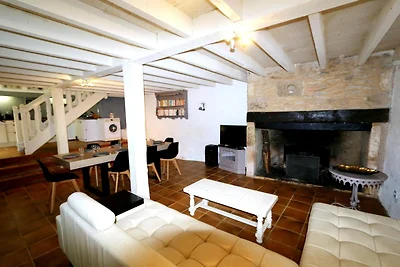 Blanquefort Hill Retreat