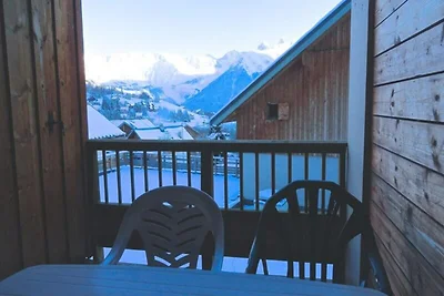 Appartamento a La Chal con accesso agli impia...