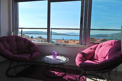 Prettig appartement in Trogir met zeezicht