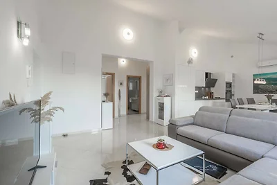 MY DALMATIA - Sea view apartment Privlaka