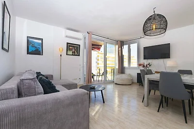 Appartement in Roses vlakbij het zandstrand