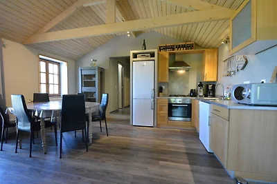 Spazioso chalet a Vielsalm con giardino