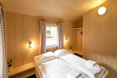 Angenehmes Chalet mit Innenwhirlpool