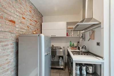 Herrenhaus in Stagno Lombardo mit Garten