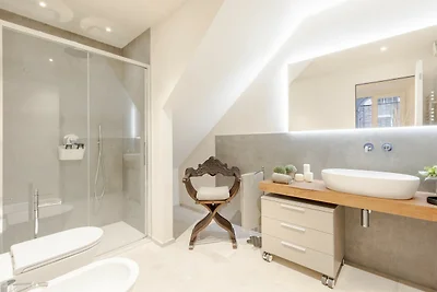 Appartamento a Lucca con cortile privato
