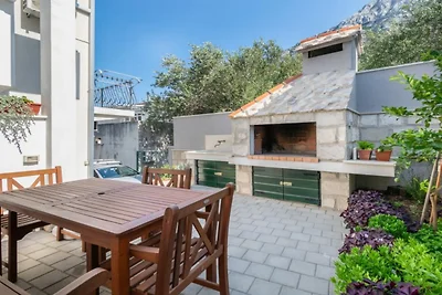 Three Bedroom Apartment with Terrace