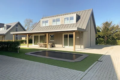 Villa in Kamperland mit Schwimmbecken