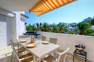 1080 - GOLDEN BEACH JACUZZI