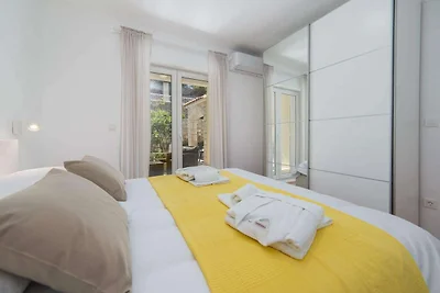 Apartments Ema-Two Bedroom Apartment with Sea...