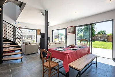 Villa in Beaumer vlakbij de stranden van Men...