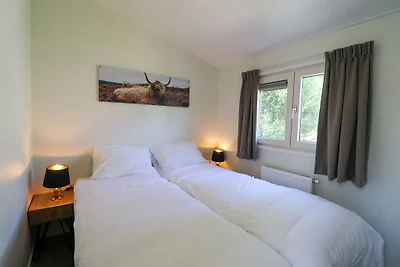 Bungalow mit Pool in Hoenderloo