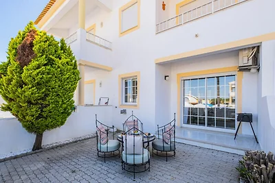 Apartment in der Nähe des Strandes und des Po...