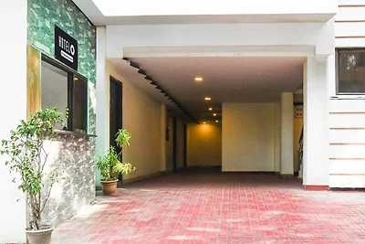 Super Hotel O New Alipore