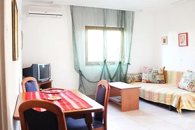 Apartments Antonio - Two Bedroom Apartment wi...